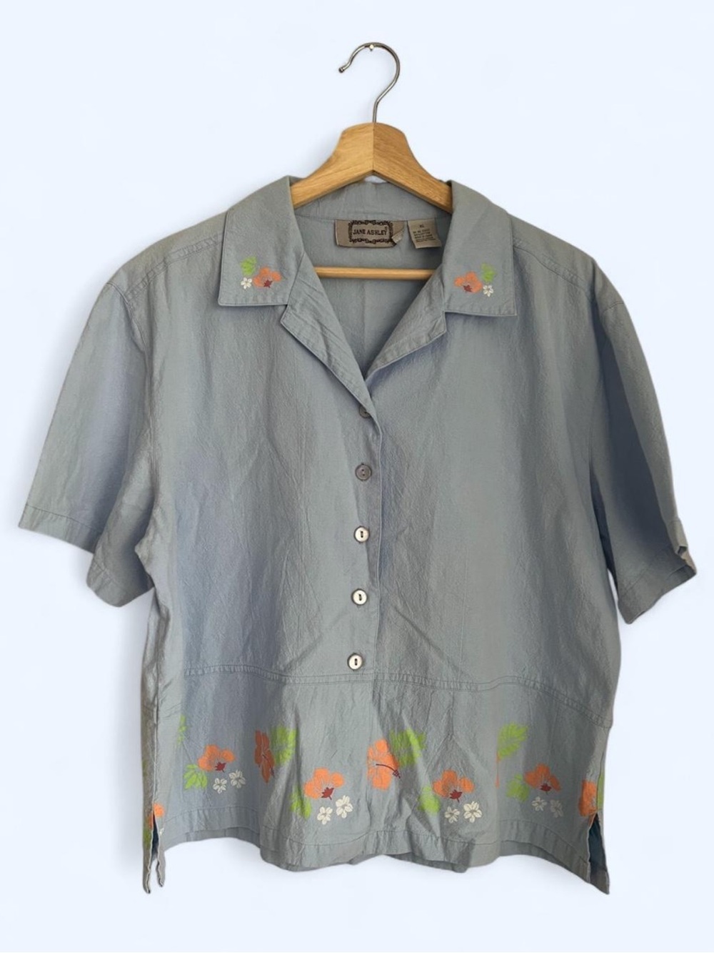 Jane Ashley Vintage Tropical Button Down Shirt